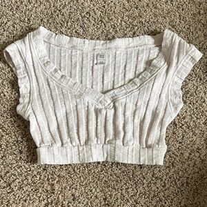 BDG light pink Ribbed V-Neck Crop Top